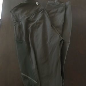LULULEMON ARMY GREEN PANT WITH MESH